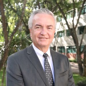 Alfonso Petersen-Farah